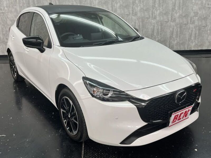 MAZDA2