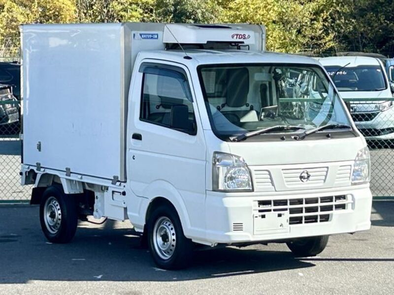NISSAN NT100 CLIPPER