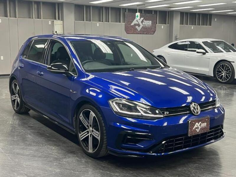 GOLF R