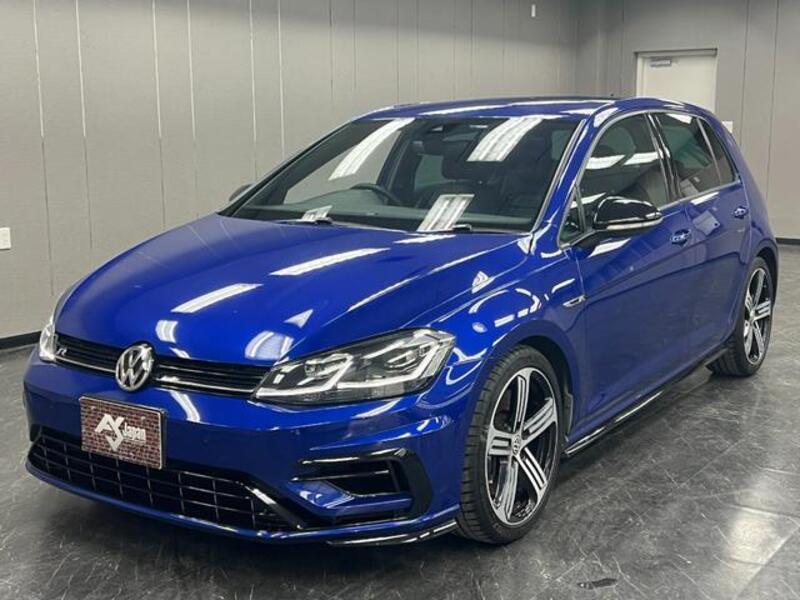 GOLF R