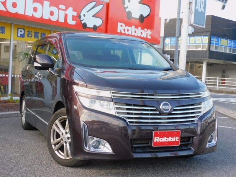 NISSAN ELGRAND