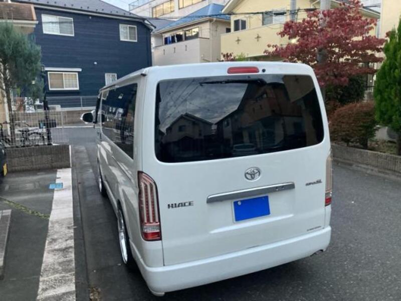 HIACE VAN