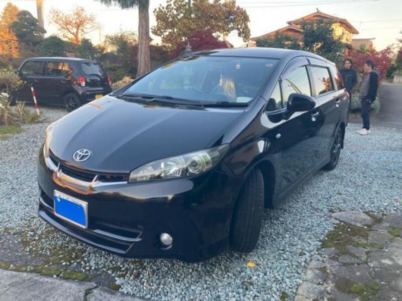 TOYOTA WISH