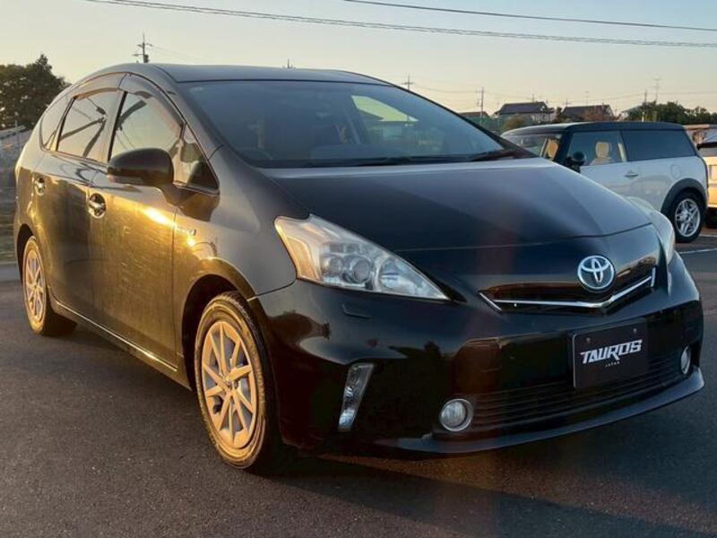 PRIUS ALPHA