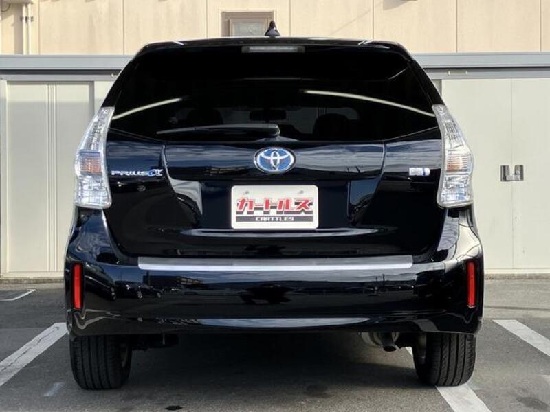 PRIUS ALPHA