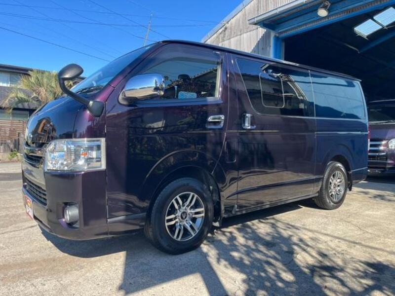 HIACE VAN
