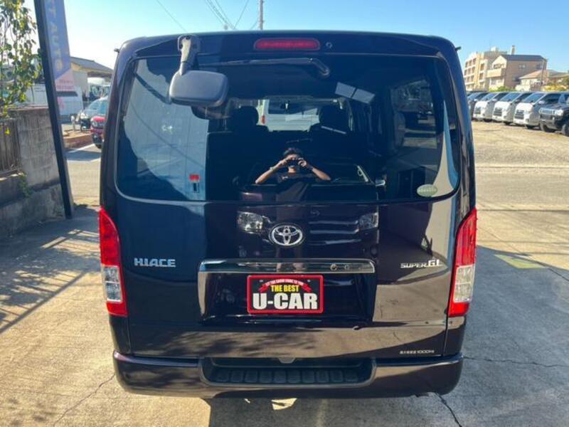 HIACE VAN