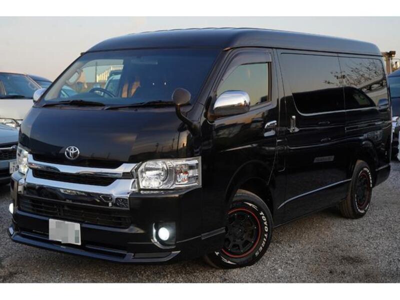 TOYOTA HIACE WAGON