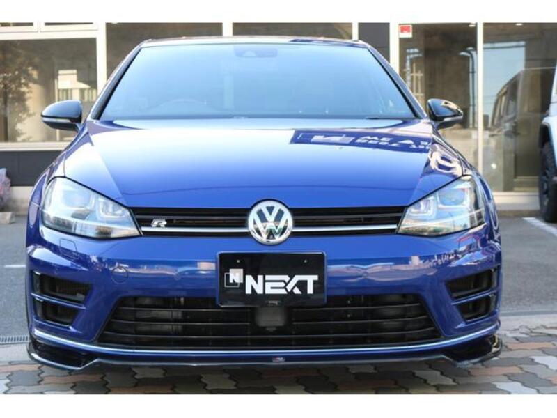 GOLF R