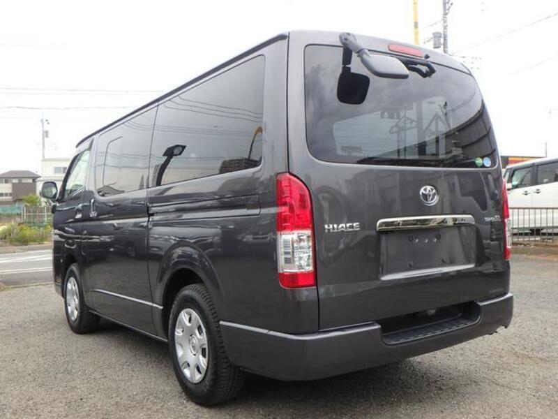 HIACE VAN