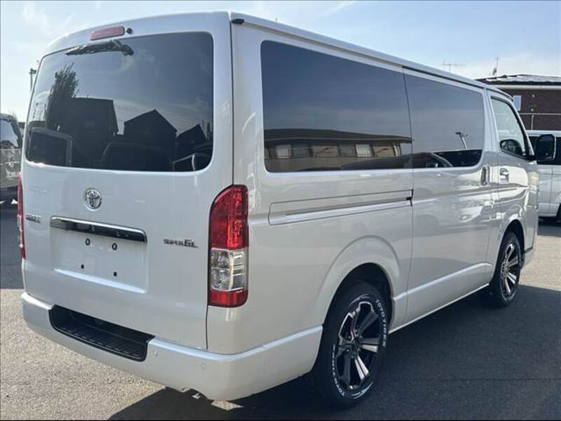 HIACE VAN
