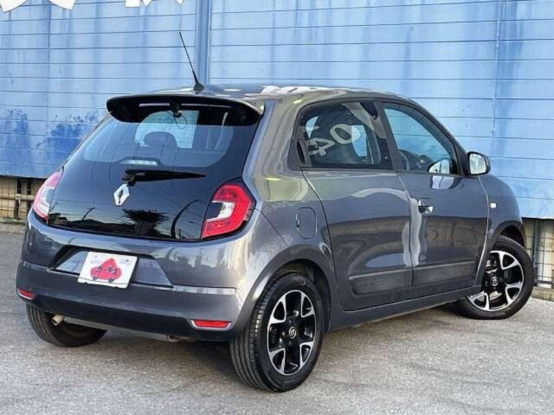 TWINGO