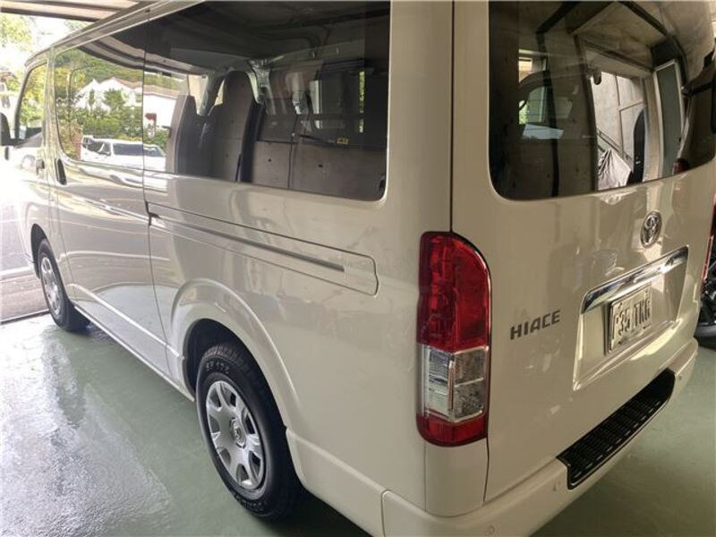 HIACE VAN