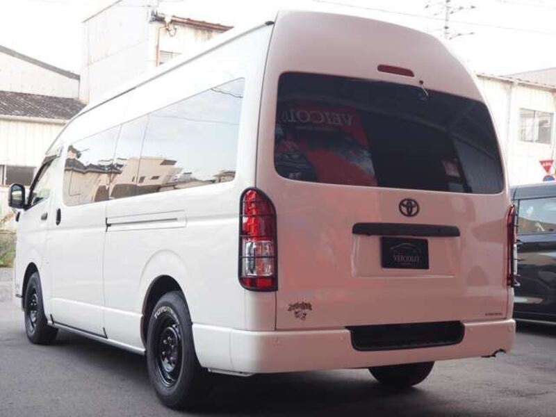 HIACE VAN