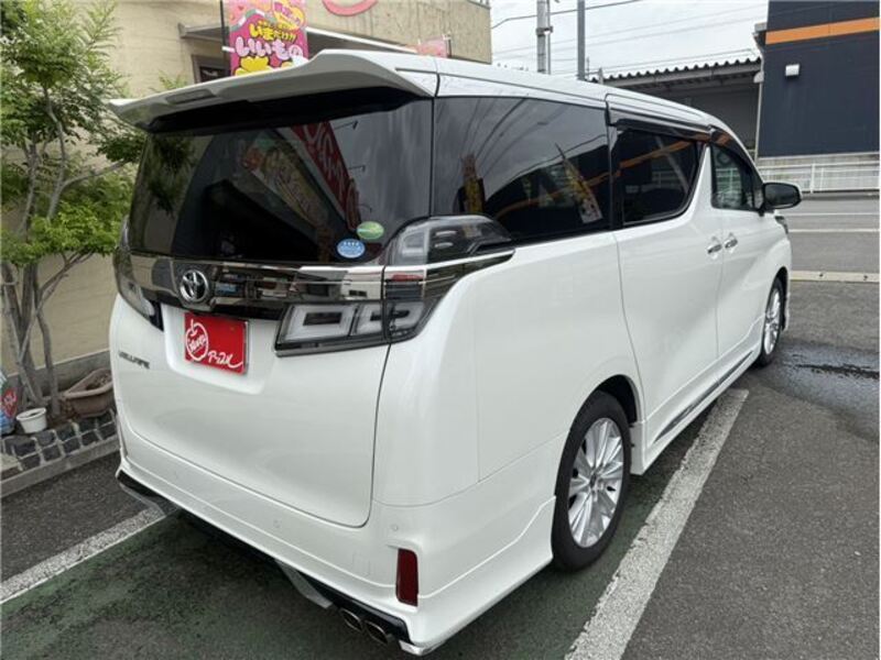 VELLFIRE