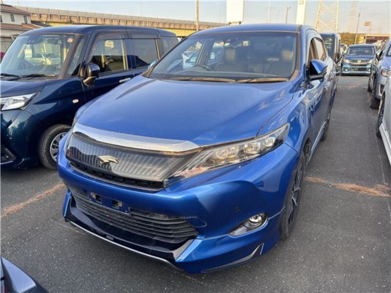 TOYOTA HARRIER