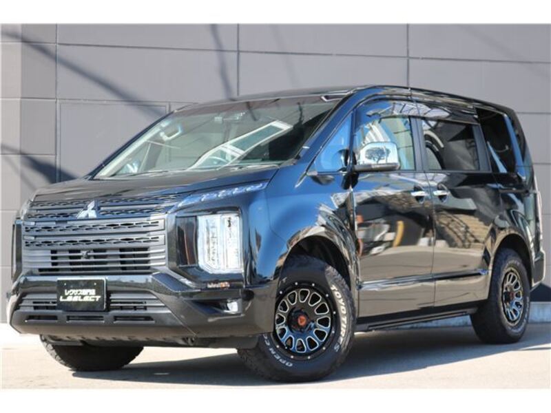 MITSUBISHI DELICA D5