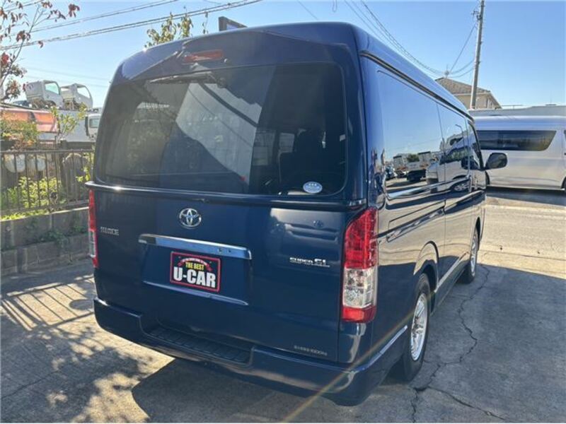 HIACE VAN