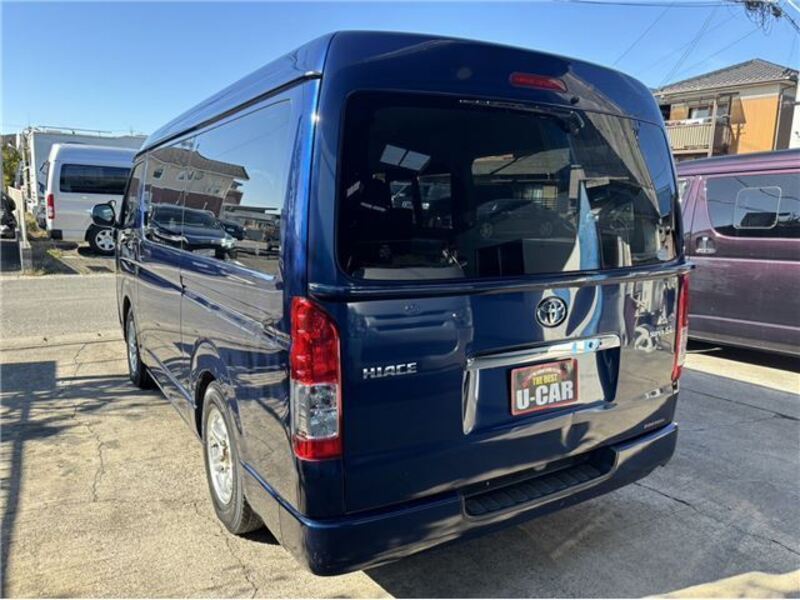 HIACE VAN