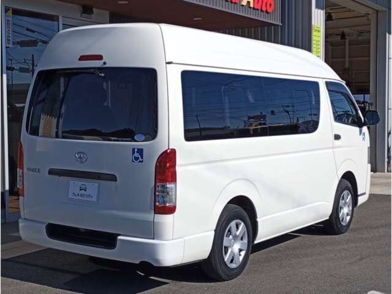 HIACE VAN