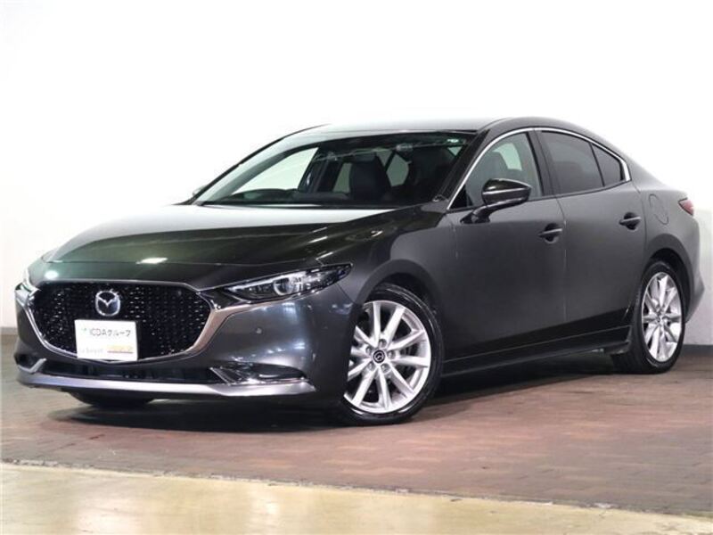 MAZDA3-0