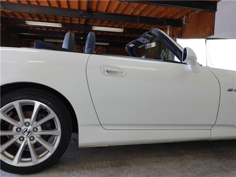 S2000