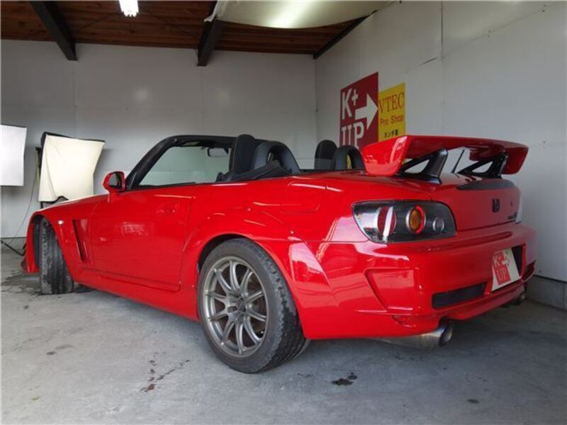 S2000