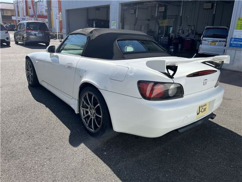 S2000