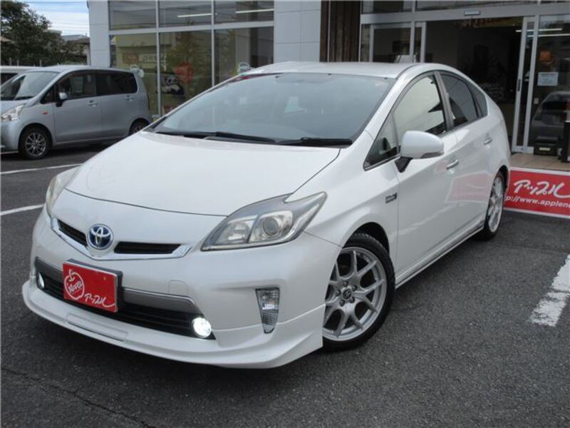PRIUS PHV
