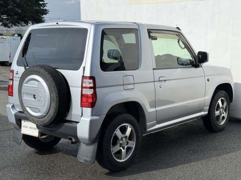 PAJERO MINI