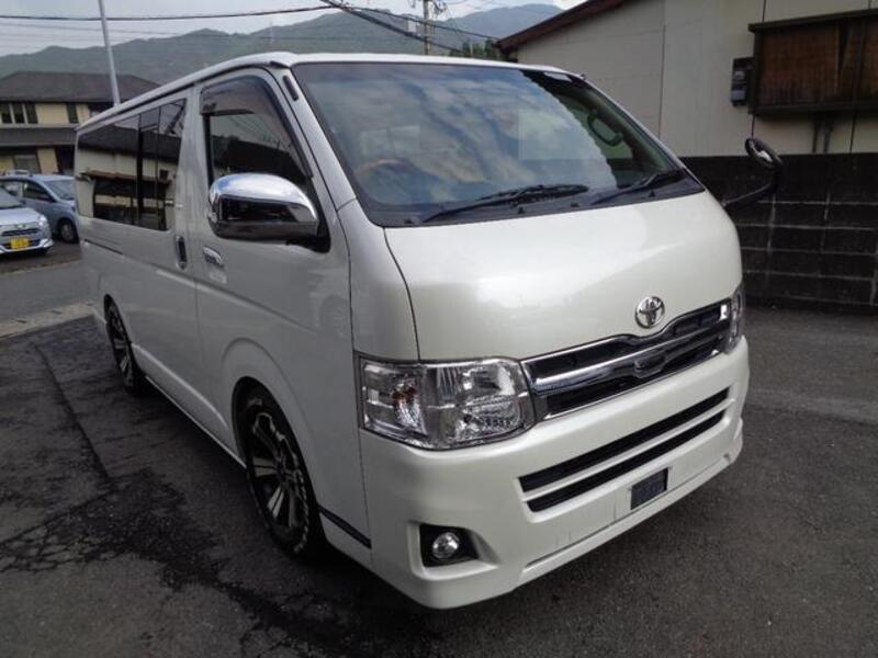HIACE VAN
