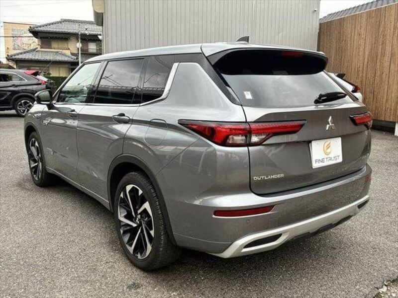 OUTLANDER PHEV