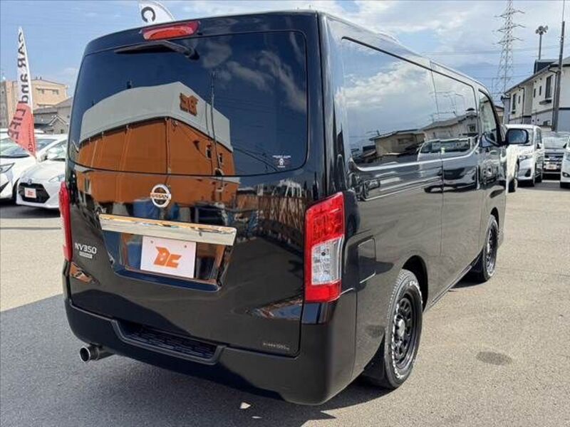 NV350 CARAVAN