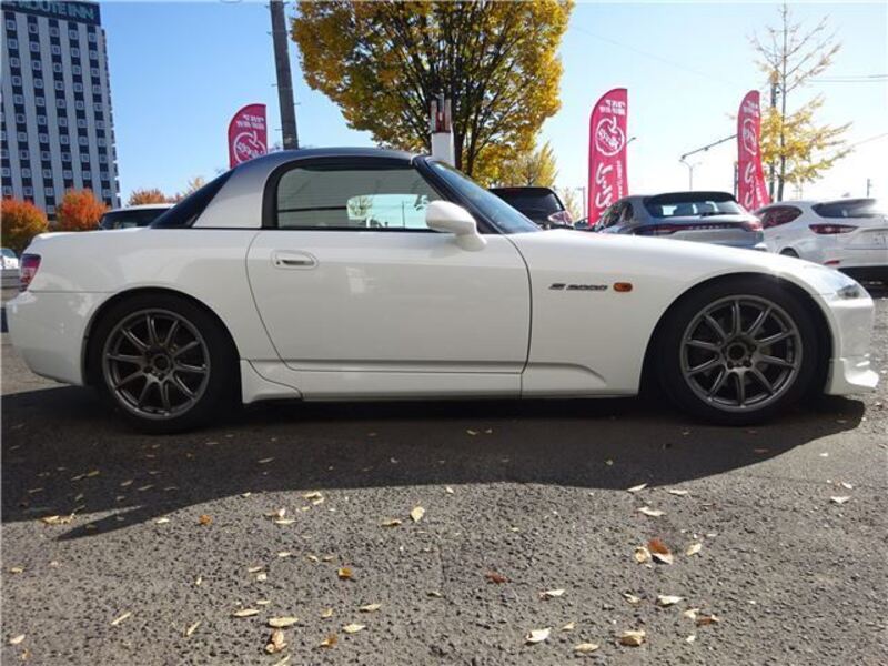 S2000