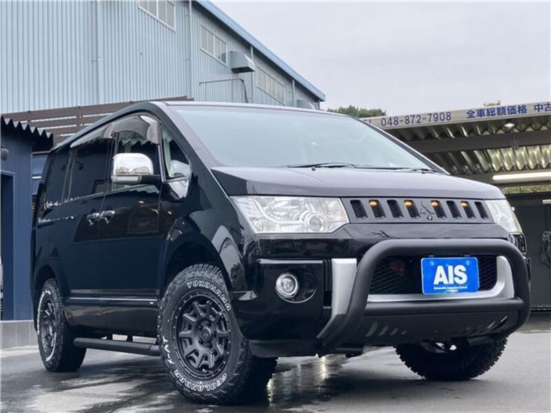 MITSUBISHI DELICA D5