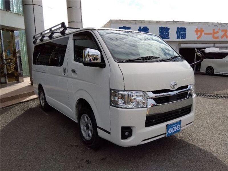 HIACE VAN