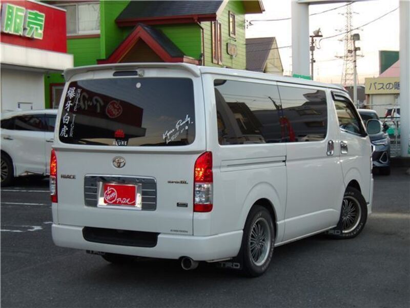 HIACE VAN