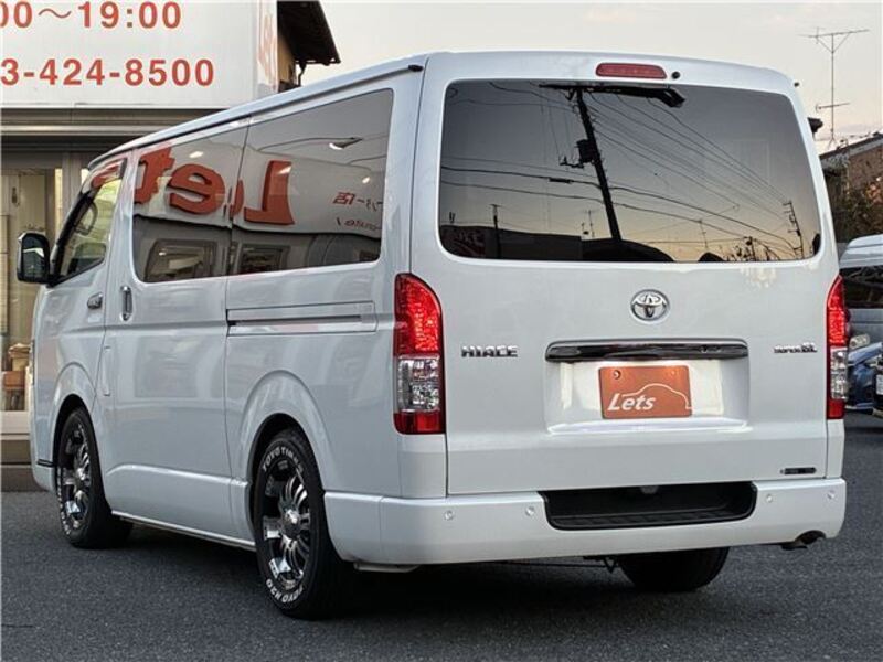 HIACE