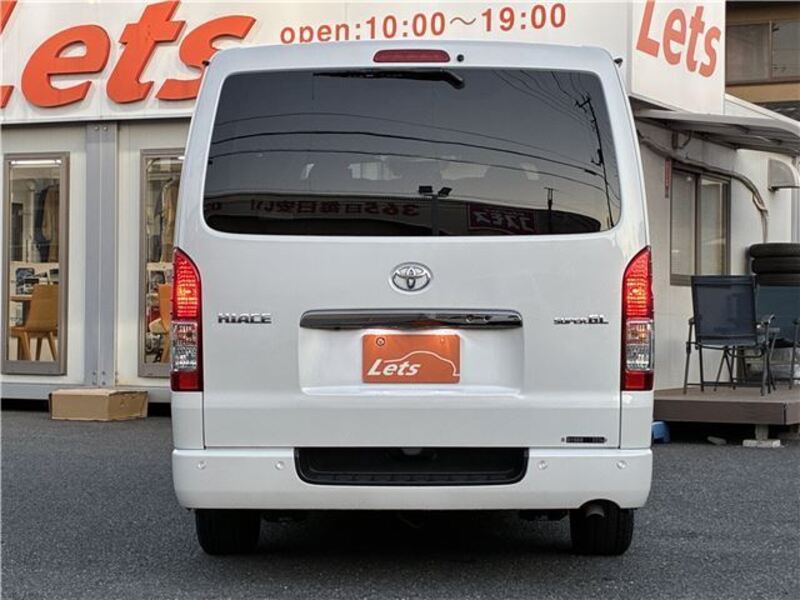 HIACE
