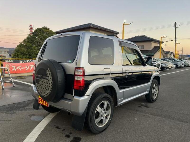 PAJERO MINI