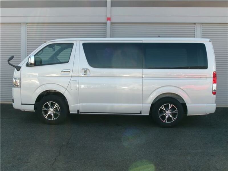 HIACE