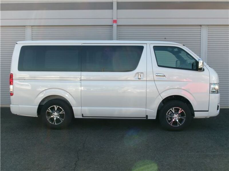 HIACE