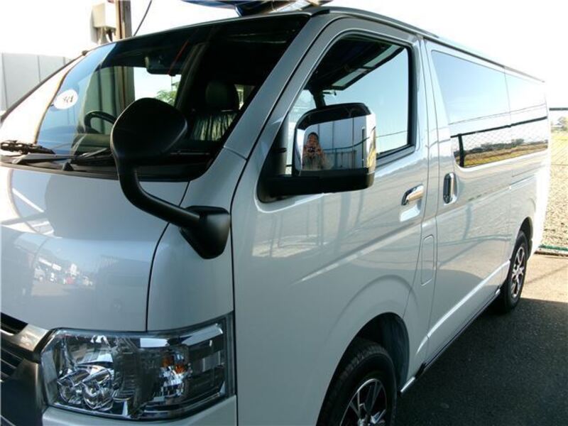 HIACE