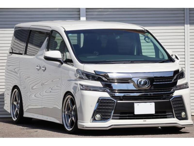 TOYOTA VELLFIRE