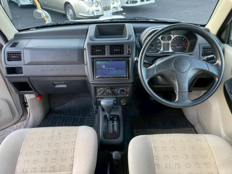 PAJERO MINI