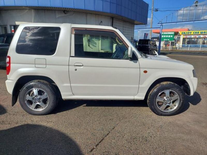 PAJERO MINI