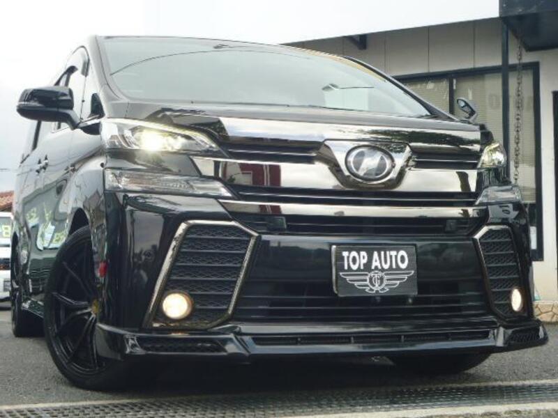 TOYOTA VELLFIRE