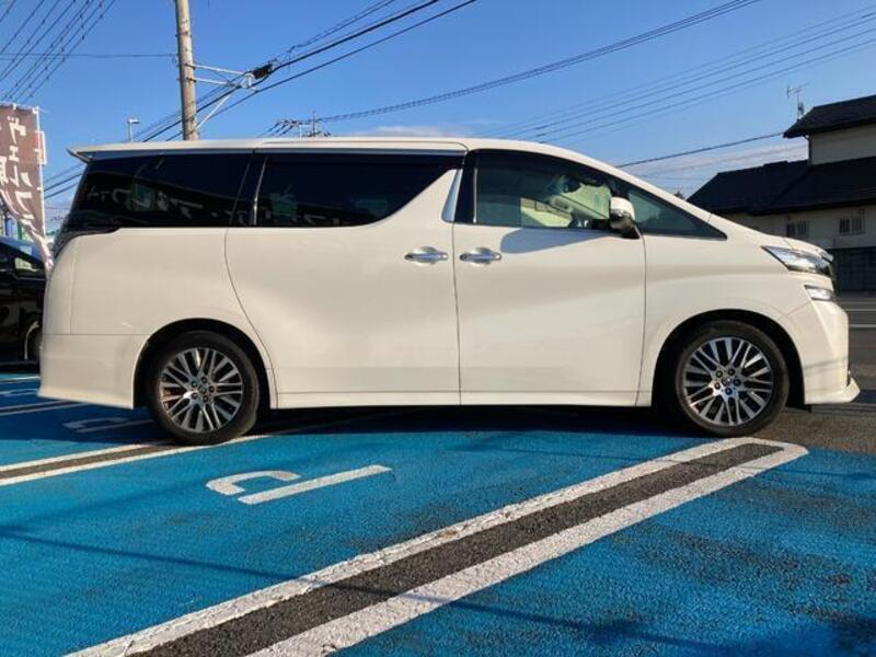 VELLFIRE