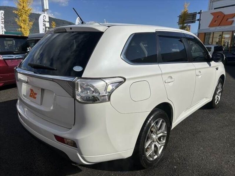 OUTLANDER PHEV