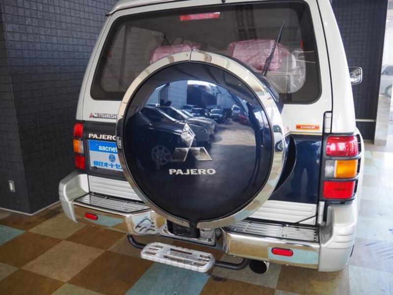 PAJERO